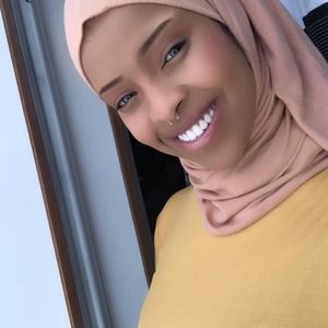 Meet your Posher, Hani